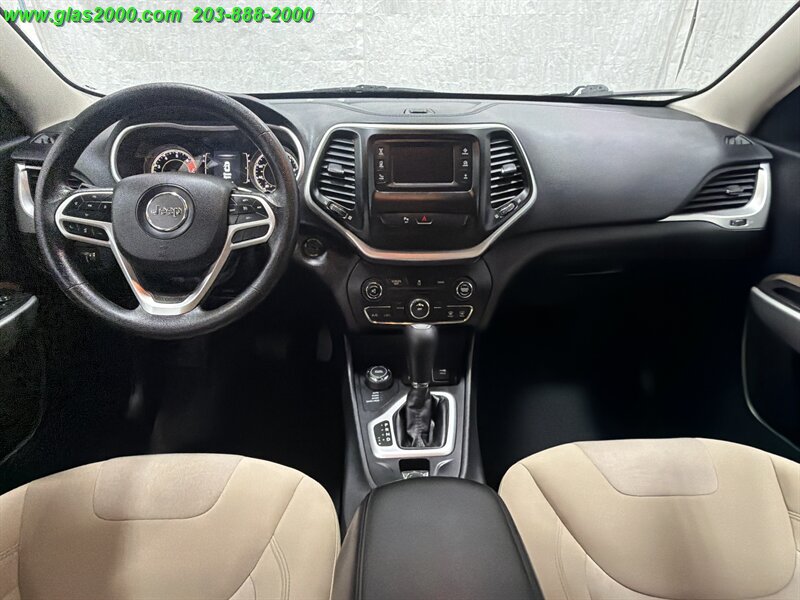 2017 Jeep Cherokee Sport - Photo 6 - Bethany, CT 06524