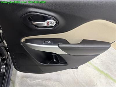 2017 Jeep Cherokee Sport - Photo 29 - Bethany, CT 06524