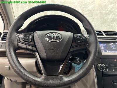 2015 Toyota Camry LE   - Photo 4 - Bethany, CT 06524