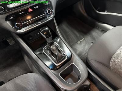 2019 Hyundai IONIQ Hybrid Blue   - Photo 30 - Bethany, CT 06524