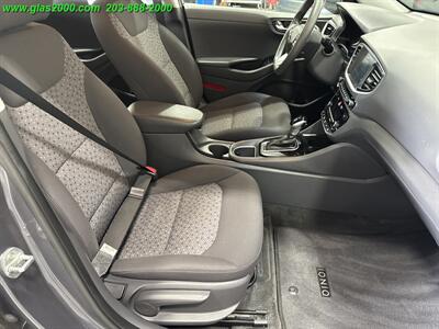 2019 Hyundai IONIQ Hybrid Blue   - Photo 5 - Bethany, CT 06524