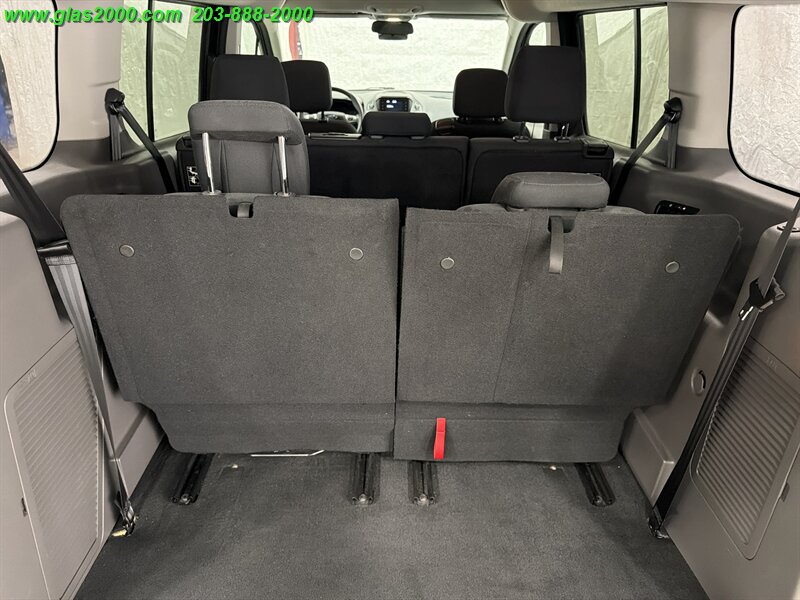 2019 Ford Transit Connect XL - Photo 12 - Bethany, CT 06524