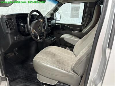 2019 Chevrolet Express LS Passenger   - Photo 3 - Bethany, CT 06524