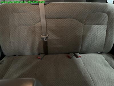 2019 Chevrolet Express LS Passenger   - Photo 24 - Bethany, CT 06524