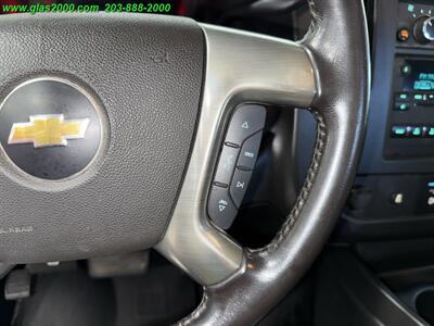 2019 Chevrolet Express LS Passenger   - Photo 27 - Bethany, CT 06524