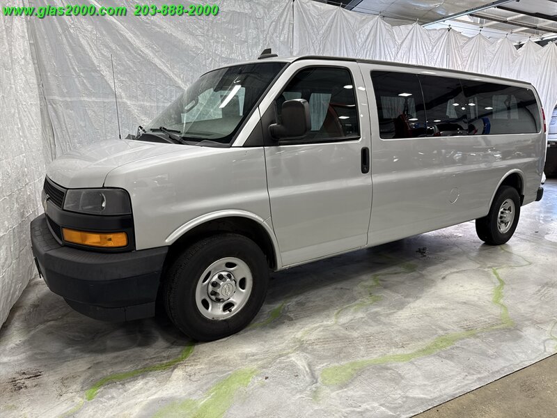 2019 Chevrolet Express LS Passenger   - Photo 1 - Bethany, CT 06524