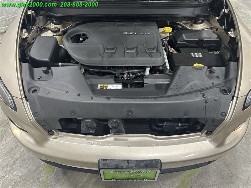 2014 Jeep Cherokee Limited - Photo 12 - Bethany, CT 06524