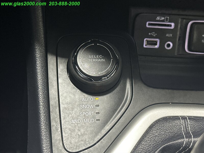 2014 Jeep Cherokee Limited - Photo 31 - Bethany, CT 06524
