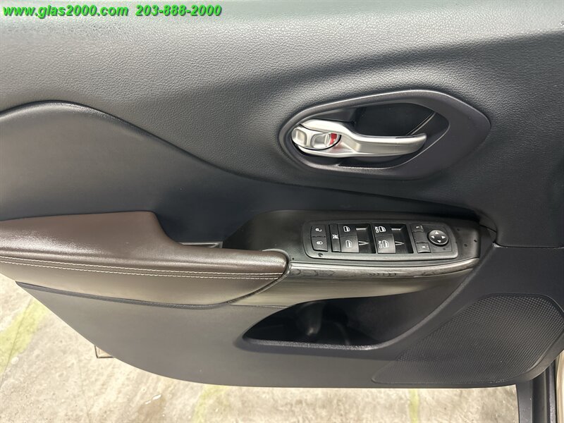 2014 Jeep Cherokee Limited - Photo 25 - Bethany, CT 06524