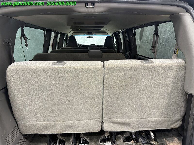 2016 Chevrolet Express LT 3500 - Photo 11 - Bethany, CT 06524