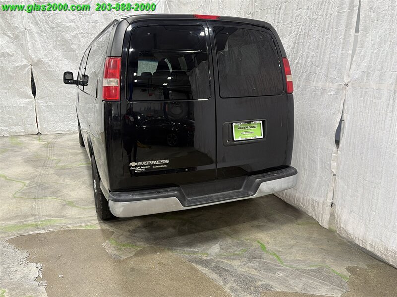 2016 Chevrolet Express LT 3500 - Photo 22 - Bethany, CT 06524