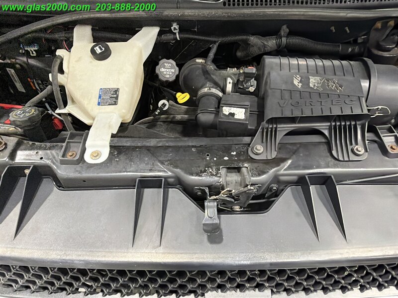 2016 Chevrolet Express LT 3500 - Photo 12 - Bethany, CT 06524