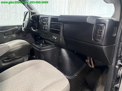 2016 Chevrolet Express LT 3500 - Photo 5 - Bethany, CT 06524