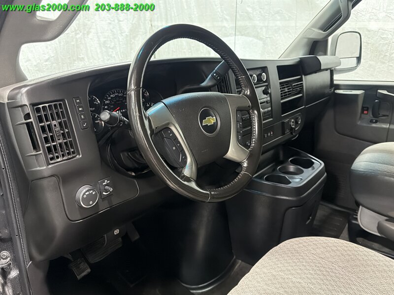 2016 Chevrolet Express LT 3500 - Photo 3 - Bethany, CT 06524