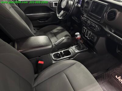 2018 Jeep Wrangler Unlimited Sport S   - Photo 4 - Bethany, CT 06524