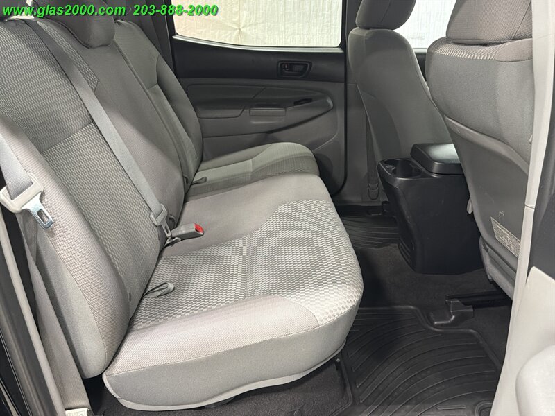 2012 Toyota Tacoma V6 - Photo 10 - Bethany, CT 06524