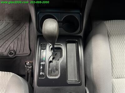 2012 Toyota Tacoma V6 - Photo 17 - Bethany, CT 06524