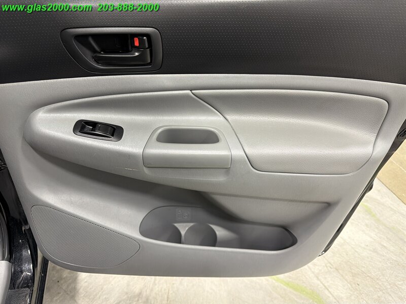 2012 Toyota Tacoma V6 - Photo 28 - Bethany, CT 06524