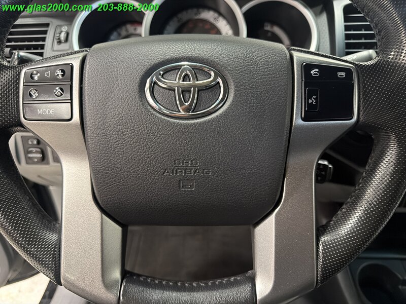 2012 Toyota Tacoma V6 - Photo 11 - Bethany, CT 06524