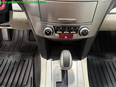 2012 Subaru Legacy 2.5i Premium - Photo 22 - Bethany, CT 06524