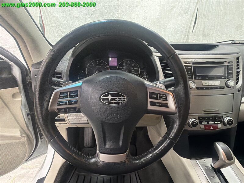 2012 Subaru Legacy 2.5i Premium - Photo 4 - Bethany, CT 06524