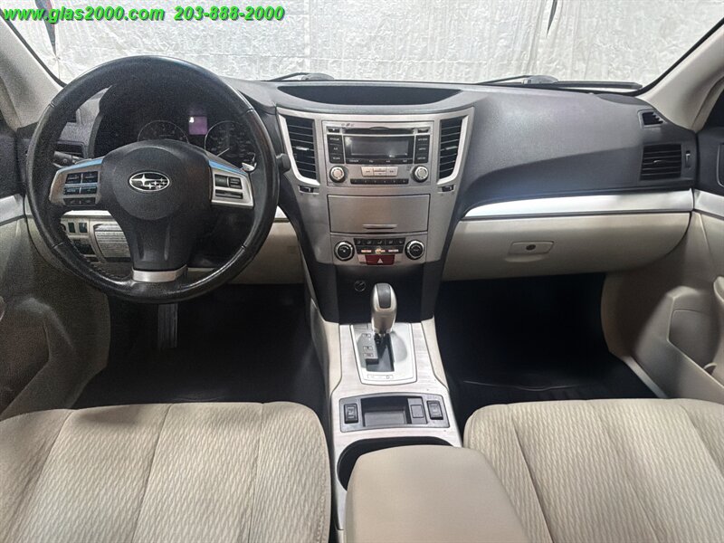 2012 Subaru Legacy 2.5i Premium - Photo 6 - Bethany, CT 06524