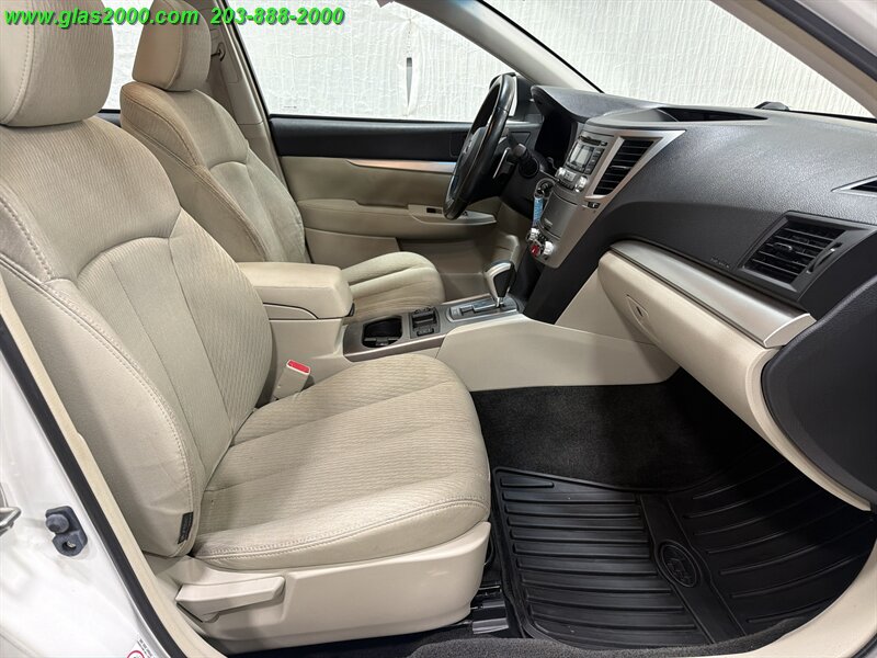 2012 Subaru Legacy 2.5i Premium - Photo 21 - Bethany, CT 06524