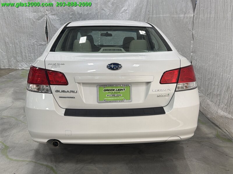 2012 Subaru Legacy 2.5i Premium - Photo 20 - Bethany, CT 06524