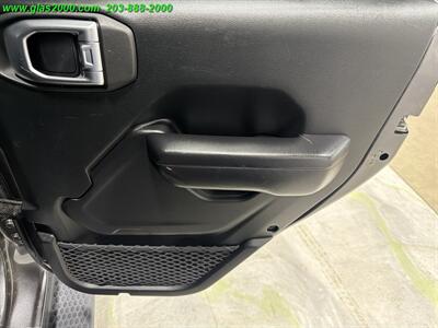 2018 Jeep Wrangler Unlimited Sport   - Photo 29 - Bethany, CT 06524