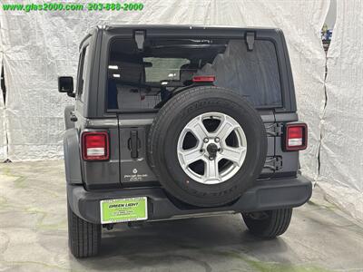 2018 Jeep Wrangler Unlimited Sport   - Photo 31 - Bethany, CT 06524