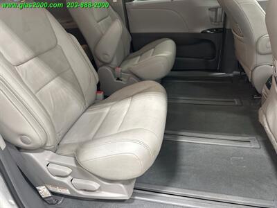 2019 Toyota Sienna XLE Premium 7 Passenger   - Photo 10 - Bethany, CT 06524