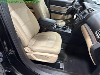 2017 Ford Explorer   - Photo 5 - Bethany, CT 06524