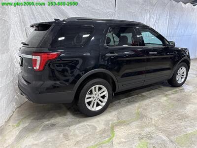2017 Ford Explorer   - Photo 8 - Bethany, CT 06524