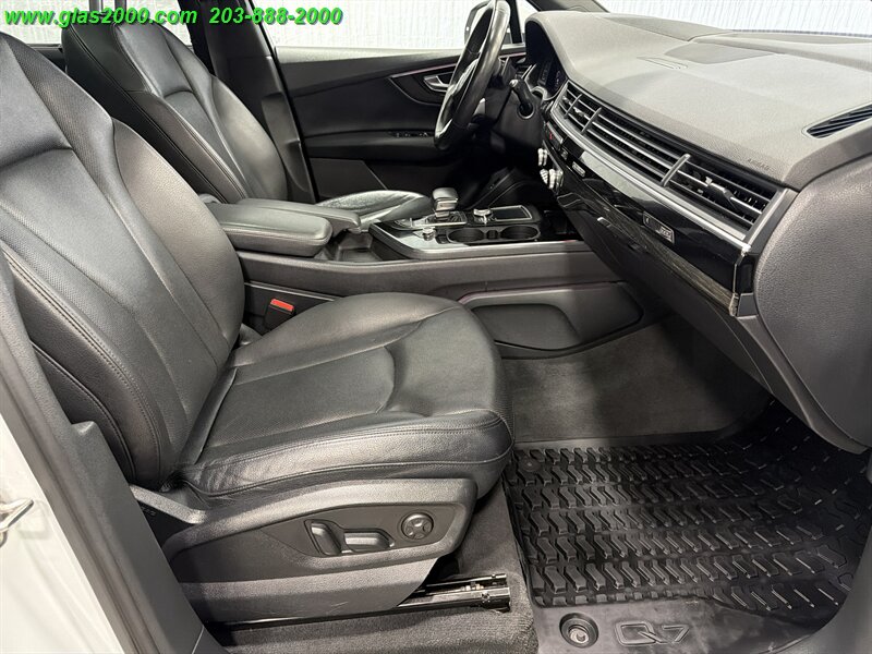 2019 Audi Q7 quattro Prestige 55 TFSI - Photo 25 - Bethany, CT 06524
