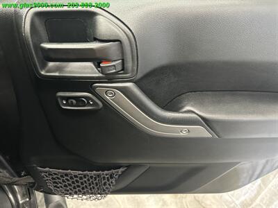 2018 Jeep Wrangler Unlimited Sport   - Photo 26 - Bethany, CT 06524