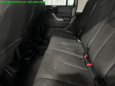 2018 Jeep Wrangler Unlimited Sport   - Photo 9 - Bethany, CT 06524