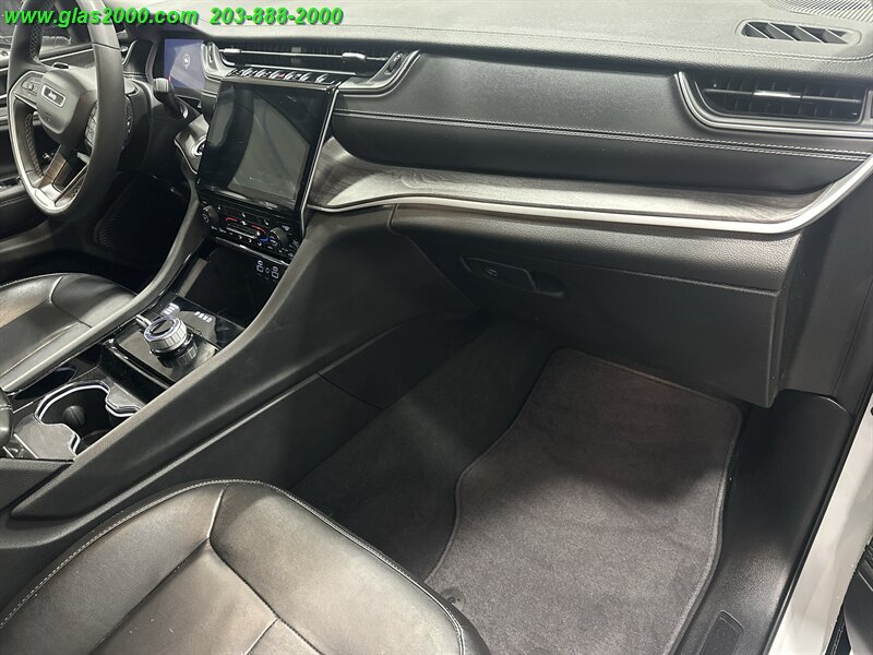 2023 Jeep Grand Cherokee Limited - Photo 5 - Bethany, CT 06524