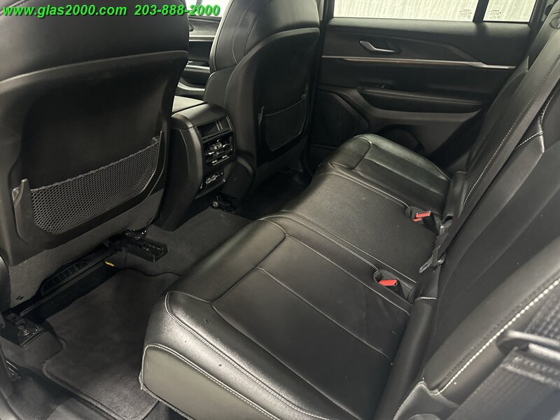 2023 Jeep Grand Cherokee Limited - Photo 9 - Bethany, CT 06524