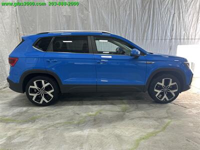2023 Volkswagen Taos 1.5T SEL   - Photo 14 - Bethany, CT 06524