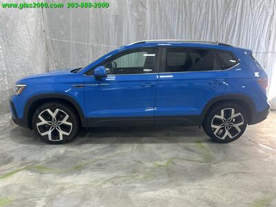 2023 Volkswagen Taos 1.5T SEL   - Photo 13 - Bethany, CT 06524