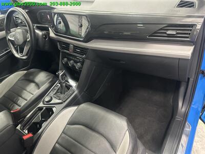 2023 Volkswagen Taos 1.5T SEL   - Photo 5 - Bethany, CT 06524