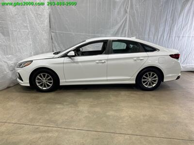 2019 Hyundai Sonata SE   - Photo 13 - Bethany, CT 06524