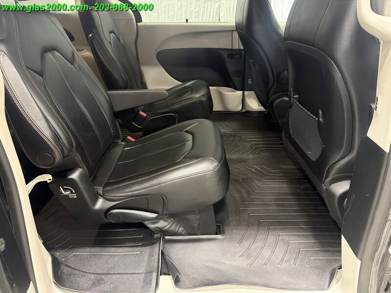 2019 Chrysler Pacifica Touring L - Photo 30 - Bethany, CT 06524