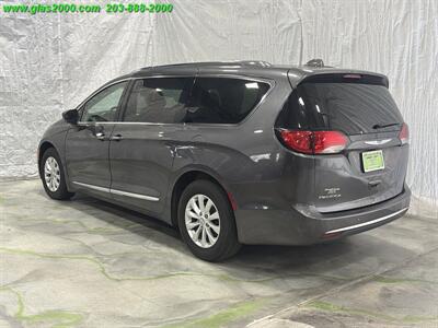 2019 Chrysler Pacifica Touring L - Photo 7 - Bethany, CT 06524