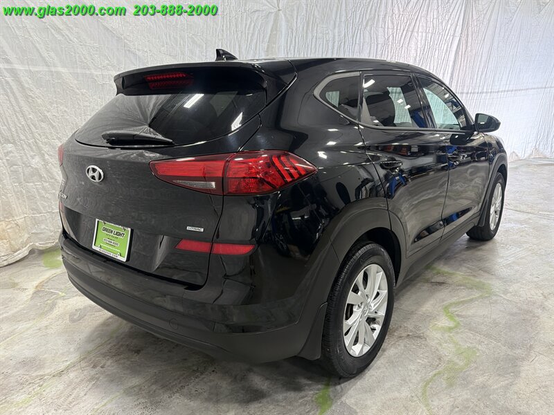 2019 Hyundai TUCSON SE - Photo 8 - Bethany, CT 06524