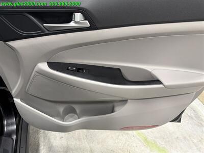 2019 Hyundai TUCSON SE - Photo 27 - Bethany, CT 06524