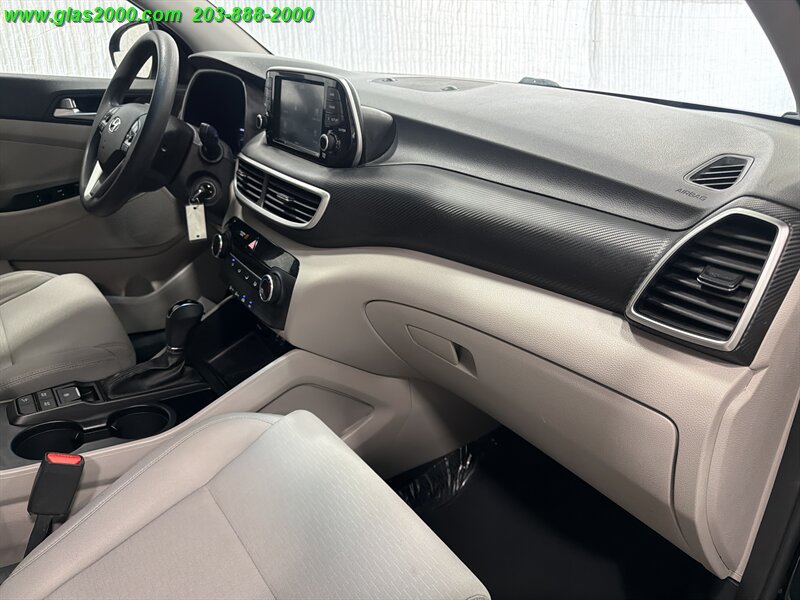 2019 Hyundai TUCSON SE - Photo 5 - Bethany, CT 06524