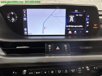 2019 Lexus ES 350   - Photo 11 - Bethany, CT 06524