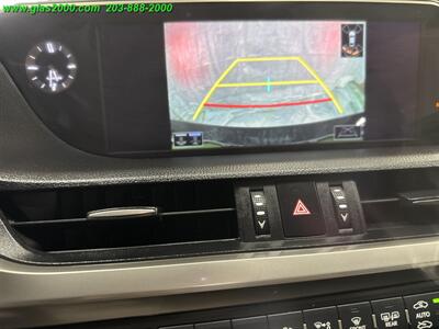 2019 Lexus ES 350   - Photo 22 - Bethany, CT 06524