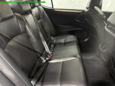 2019 Lexus ES 350   - Photo 36 - Bethany, CT 06524